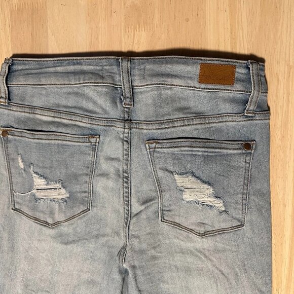 Judy Blue Floral Patch Jeans Distressed Lightwash Roll Hem Skinny Fit Women 28 - Picture 8 of 12